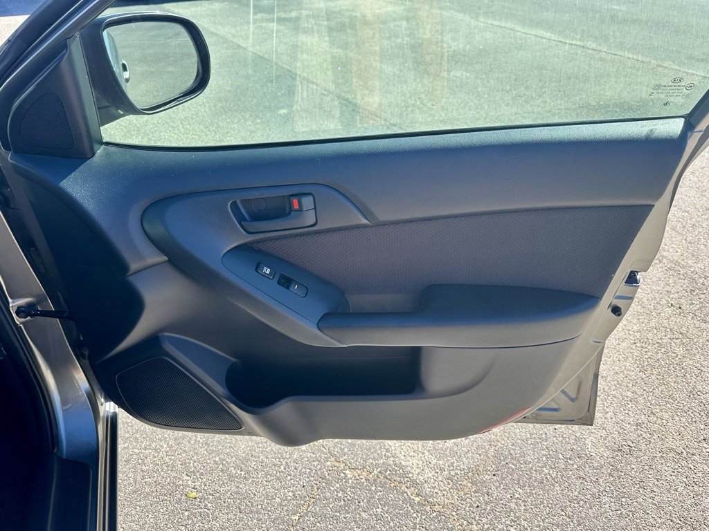 Used 2012 Kia Forte EX image 29