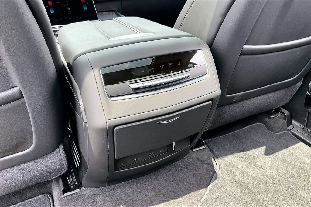 Certified 2025 Cadillac Escalade V AWD/4WD image 25