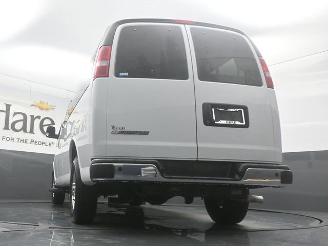 New 2025 Chevrolet Express 3500 LT w/ LT Preferred Equipment Group RWD image 34