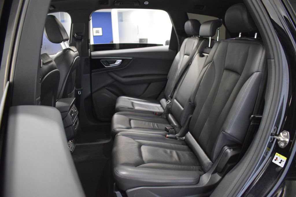 Used 2017 Audi Q7 3.0T Premium Plus image 31
