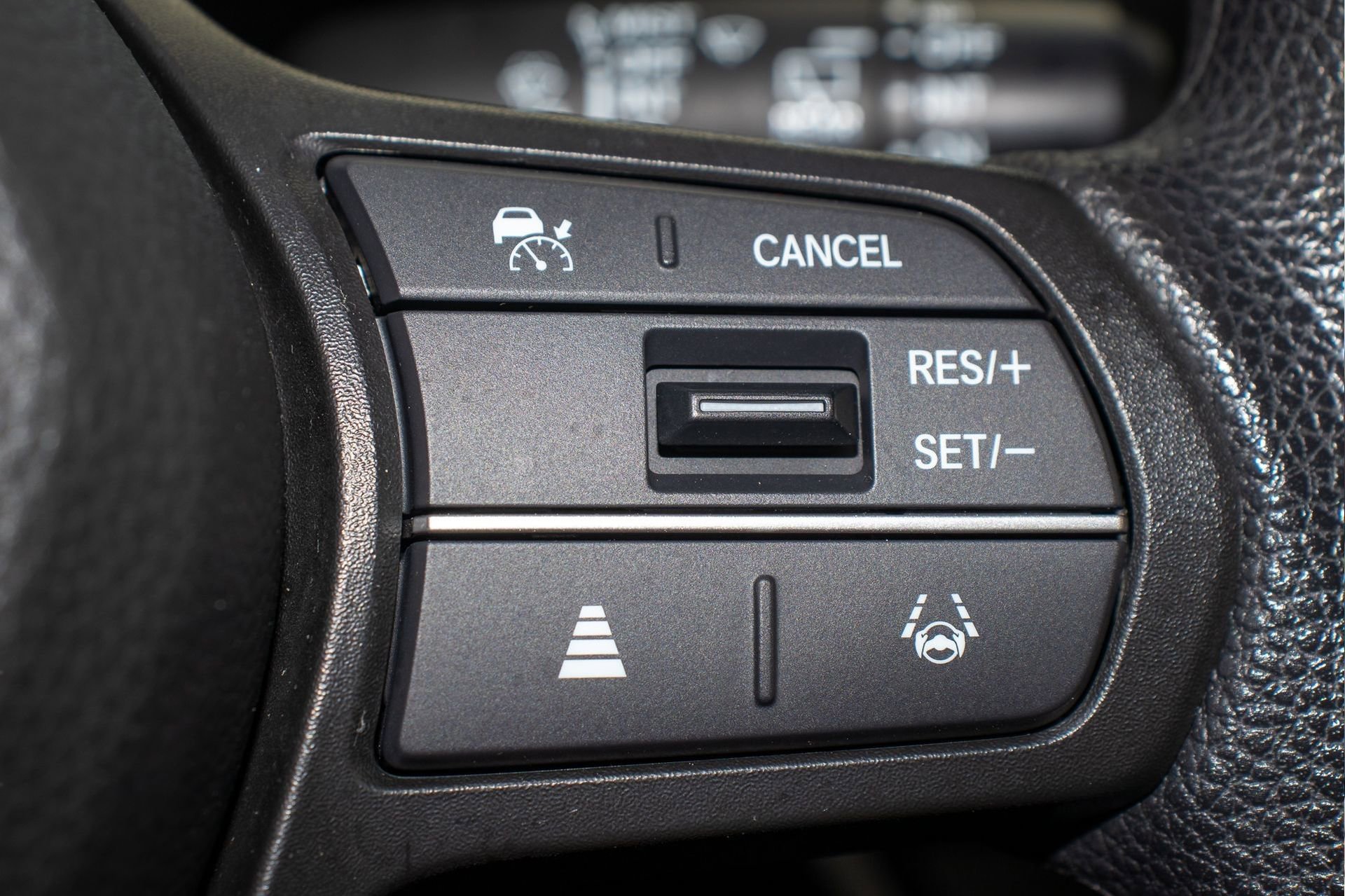 Certified 2024 Honda HR-V LX image 26