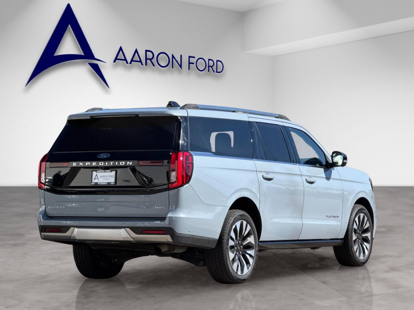Used 2025 Ford Expedition Max Platinum w/ Driver's Package image 6