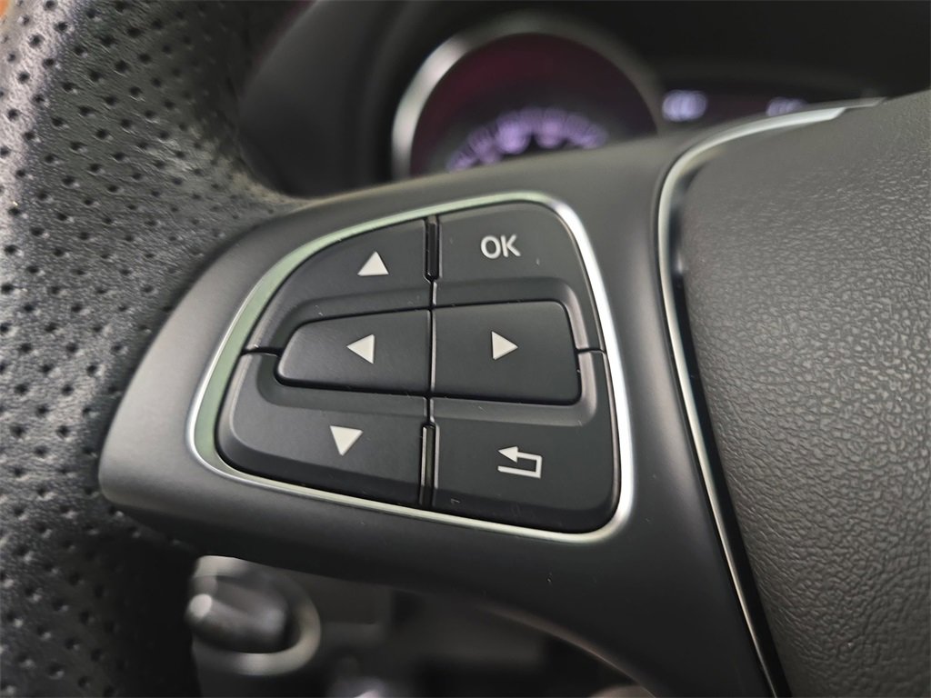 Used 2019 Mercedes-Benz GLA 250 4MATIC image 20