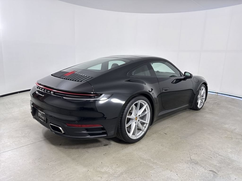 Certified 2024 Porsche 911 Carrera 4 AWD/4WD image 7