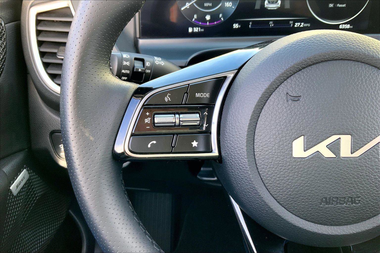 Used 2024 Kia Seltos SX image 16