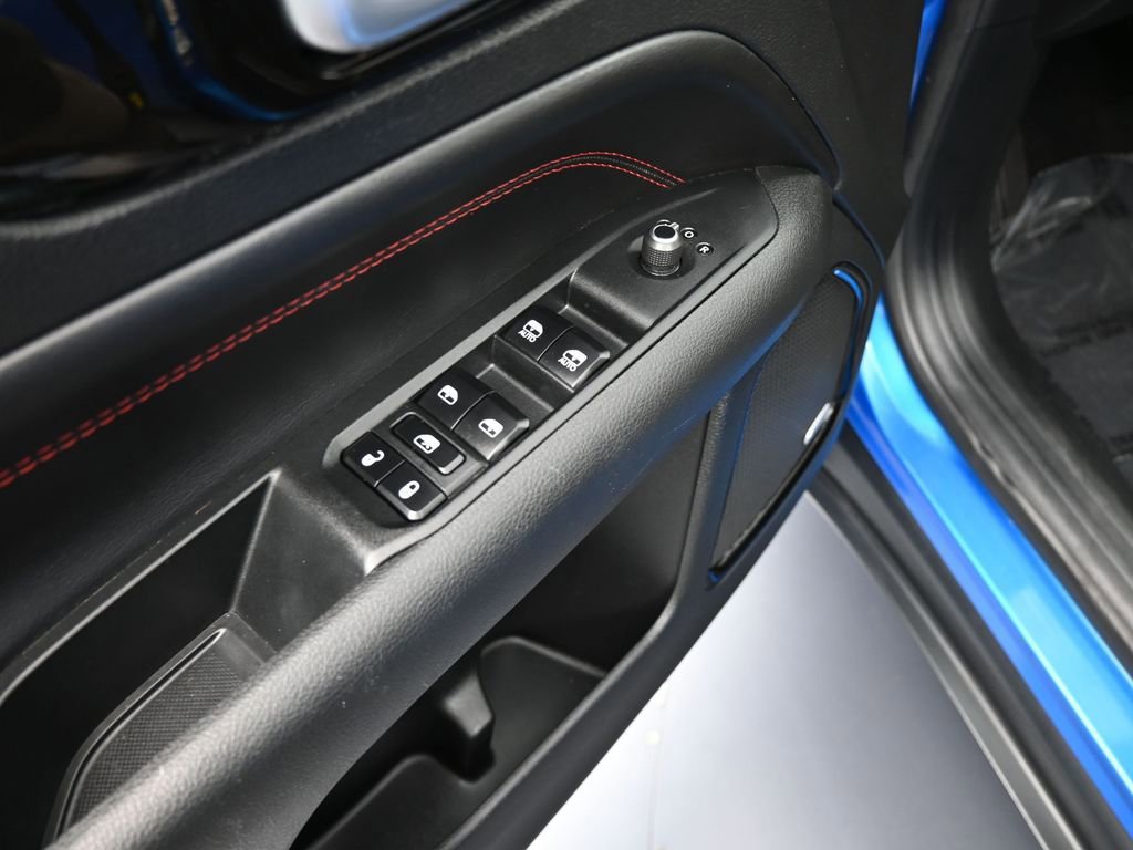 Used 2023 Jeep Compass Trailhawk w/ Trailhawk Elite Group image 14