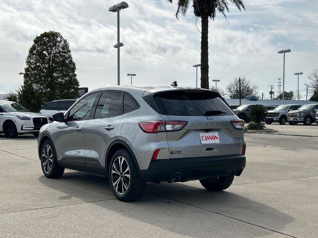 Certified 2022 Ford Escape SE w/ SE Sport Appearance Package FWD image 3