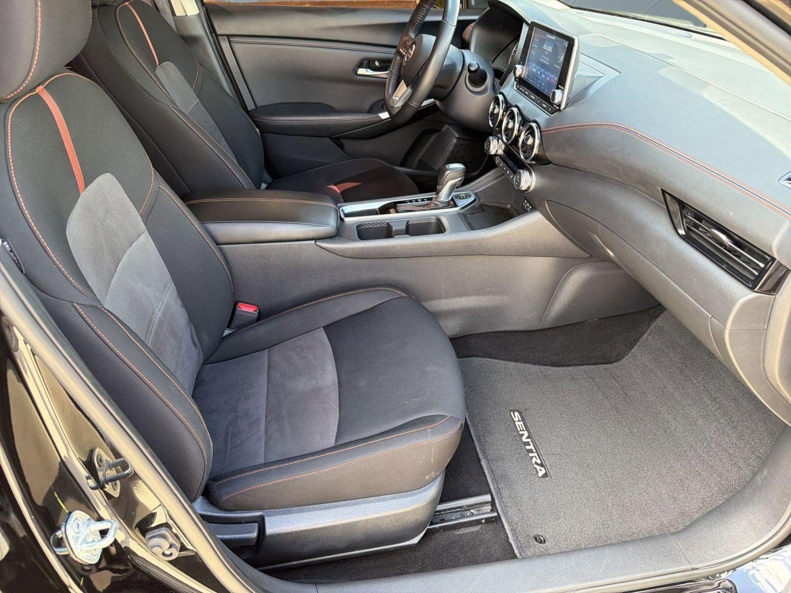 Used 2023 Nissan Sentra SR w/ Midnight Edition Package image 29