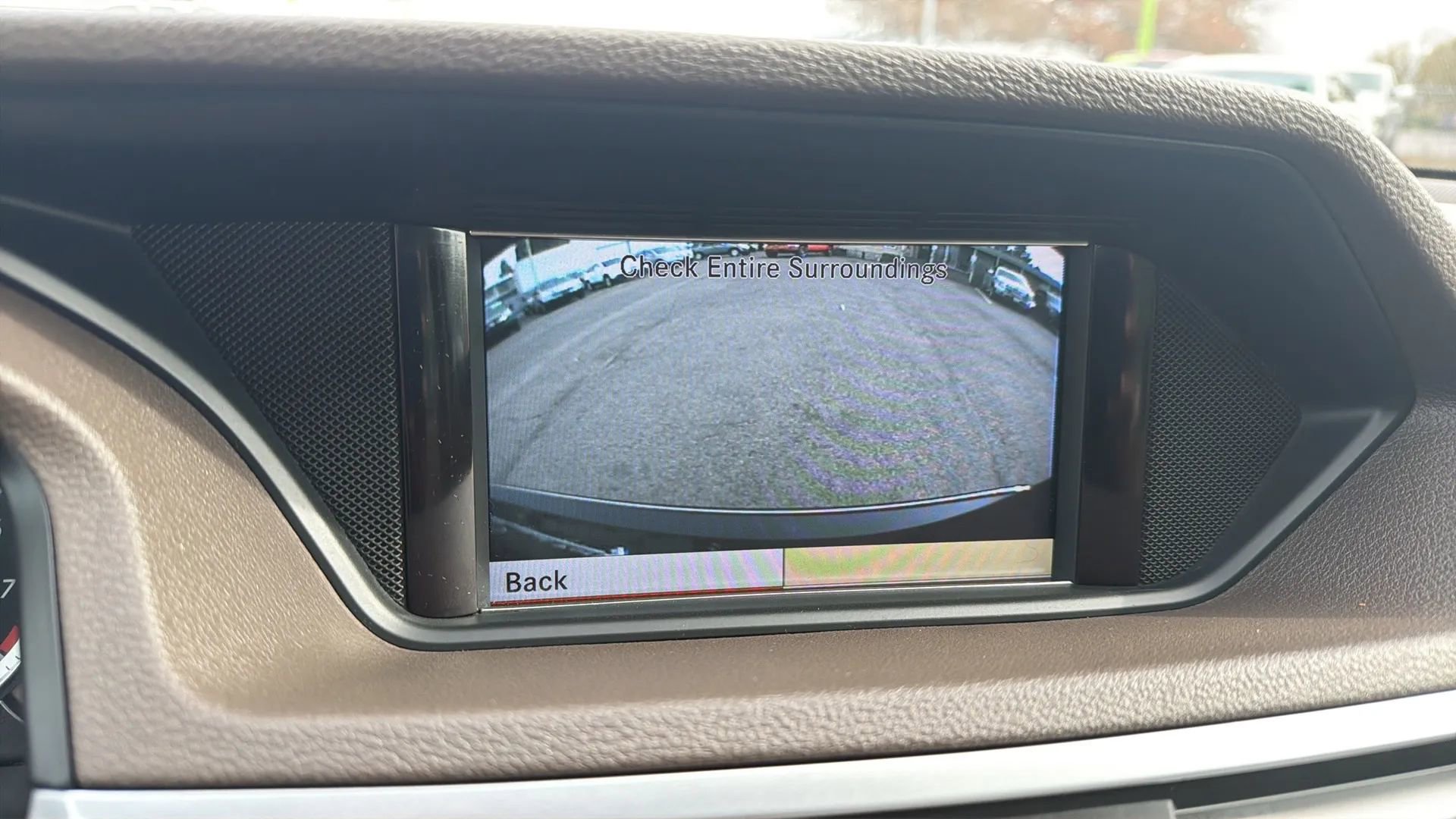 Used 2010 Mercedes-Benz E 350 4MATIC Sedan image 17