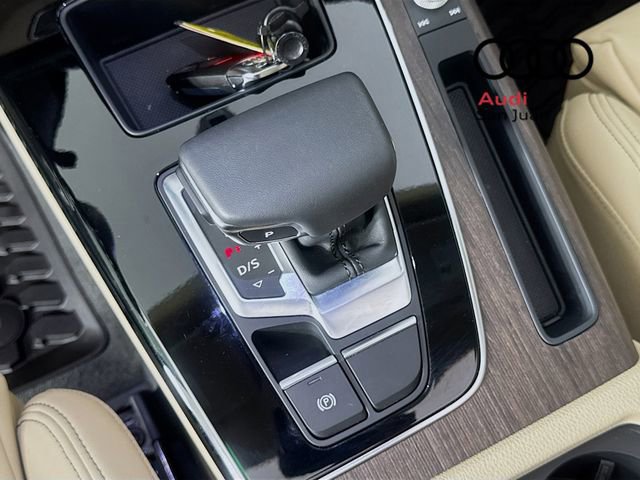 Used 2024 Audi Q5 2.0T Premium w/ Convenience Package image 20