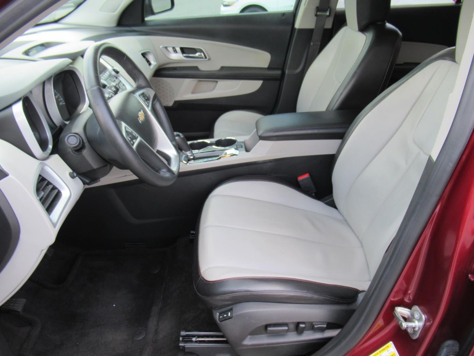 Used 2016 Chevrolet Equinox LTZ w/ Enhanced Convenience Package FWD image 16