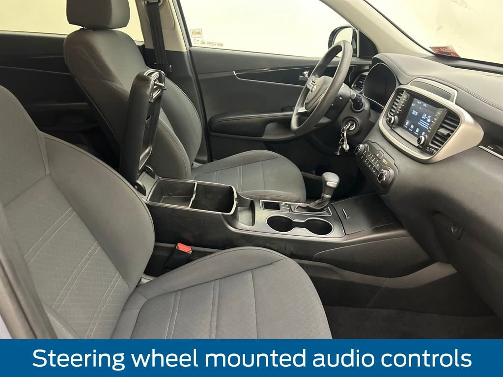 Used 2020 Kia Sorento LX image 16