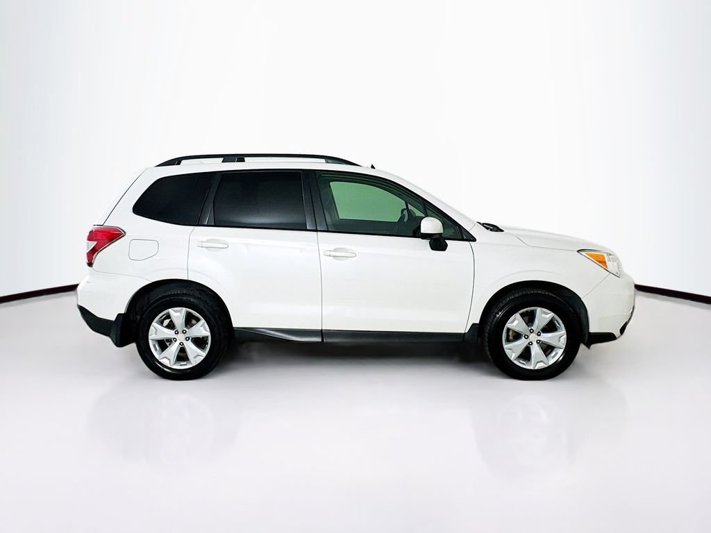 Used 2016 Subaru Forester 2.5i Premium AWD/4WD image 9