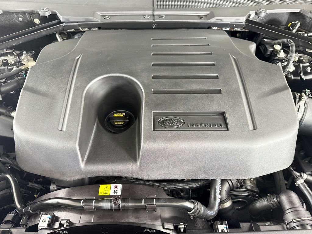 Used 2025 Land Rover Defender 110 X-Dynamic SE image 27