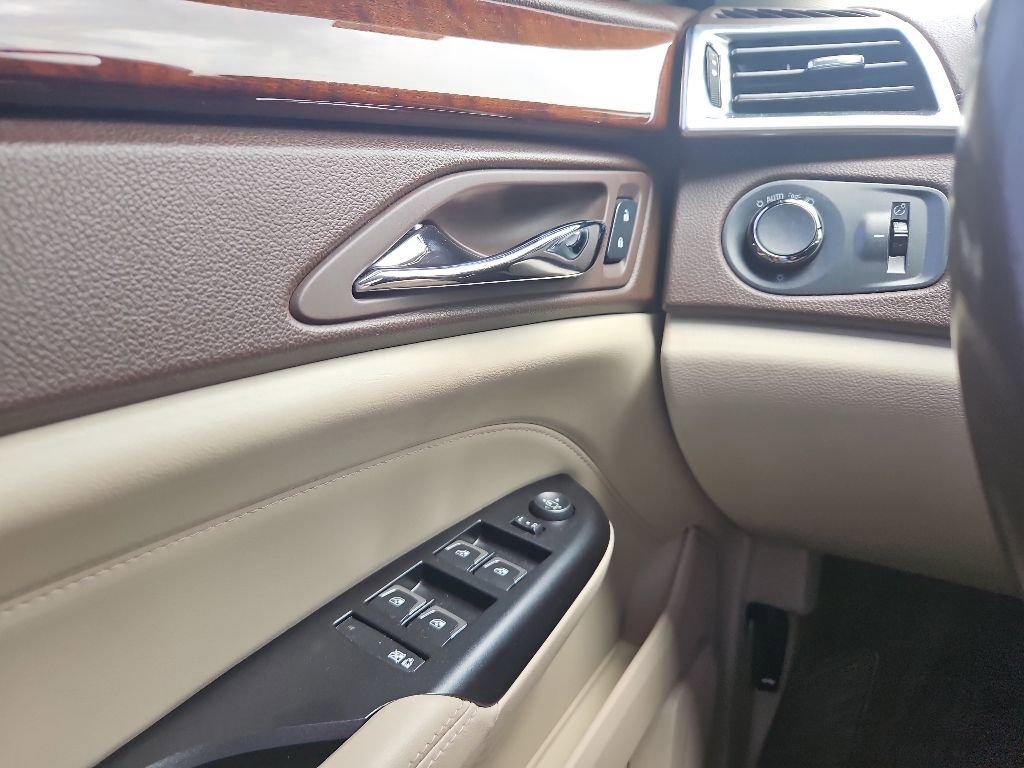 Used 2014 Cadillac SRX Luxury FWD image 21