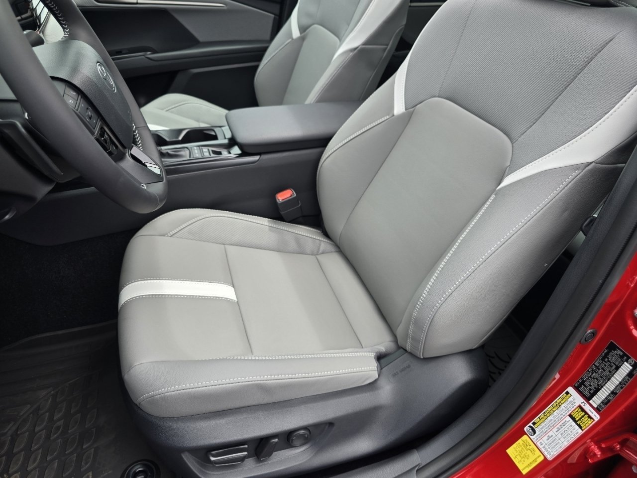 New 2026 Toyota Camry SE FWD image 21