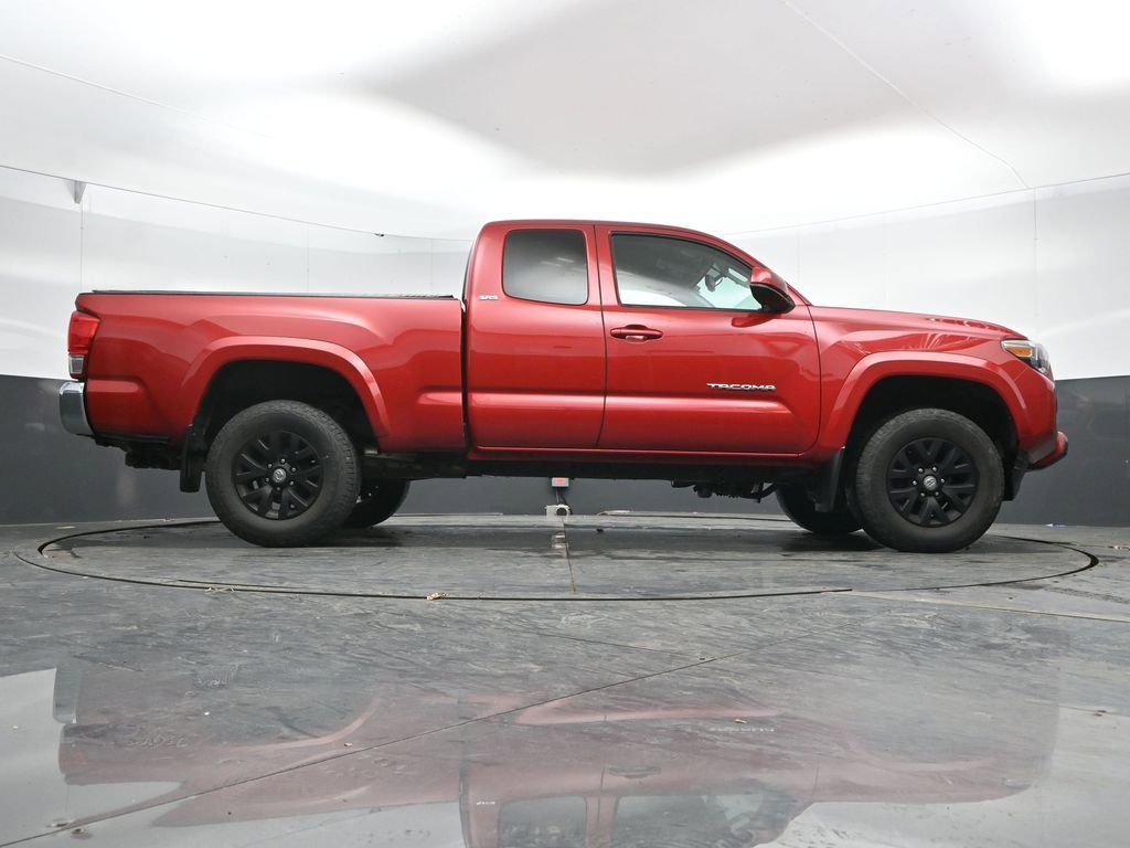 Used 2016 Toyota Tacoma SR5 w/ SR5 Appearance Package (SN) AWD/4WD image 30