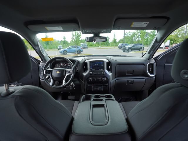 Used 2020 Chevrolet Silverado 1500 LT AWD/4WD image 20