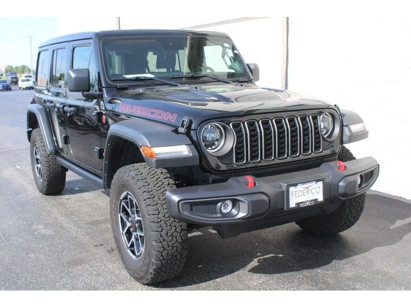 Used 2024 Jeep Wrangler Unlimited Rubicon AWD/4WD image 2