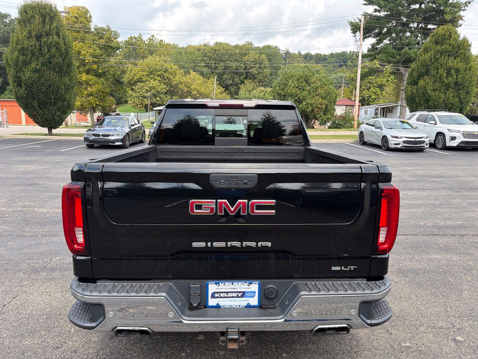 Used 2019 GMC Sierra 1500 SLT w/ SLT Premium Plus Package AWD/4WD image 5