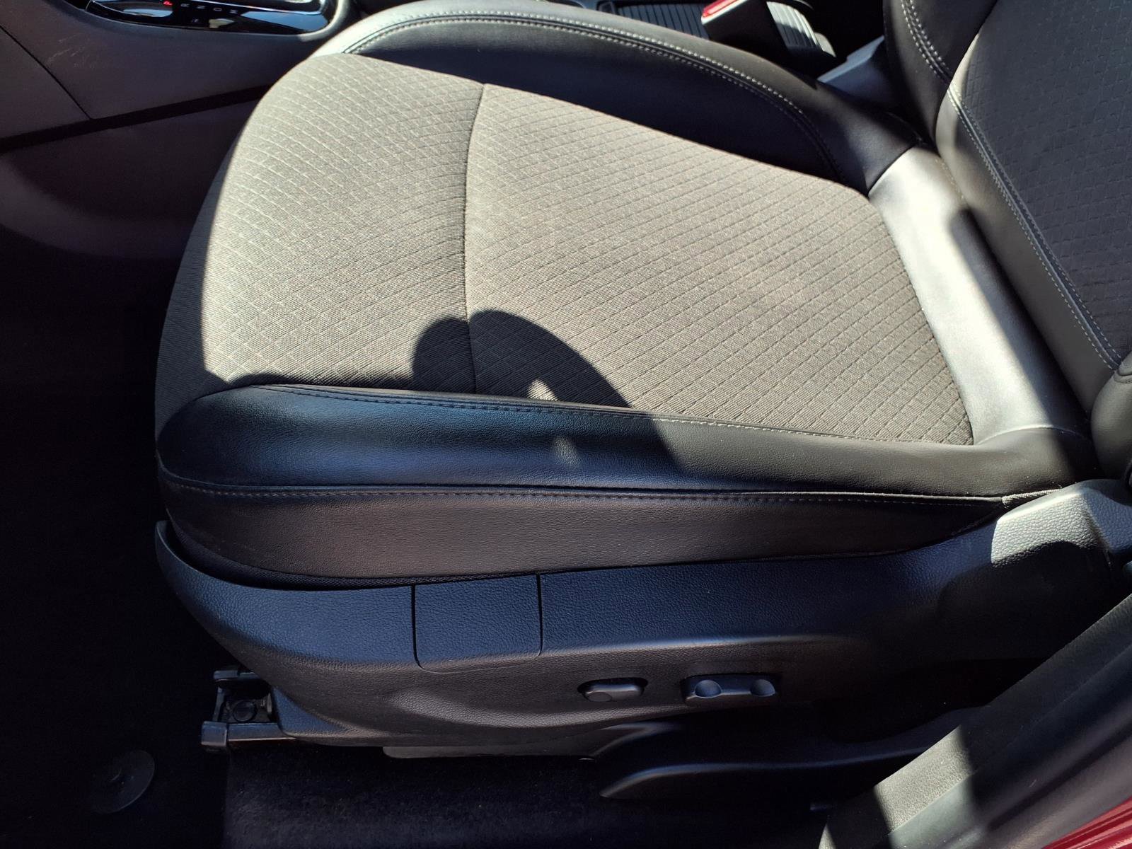 Used 2018 Buick Encore Preferred FWD image 22