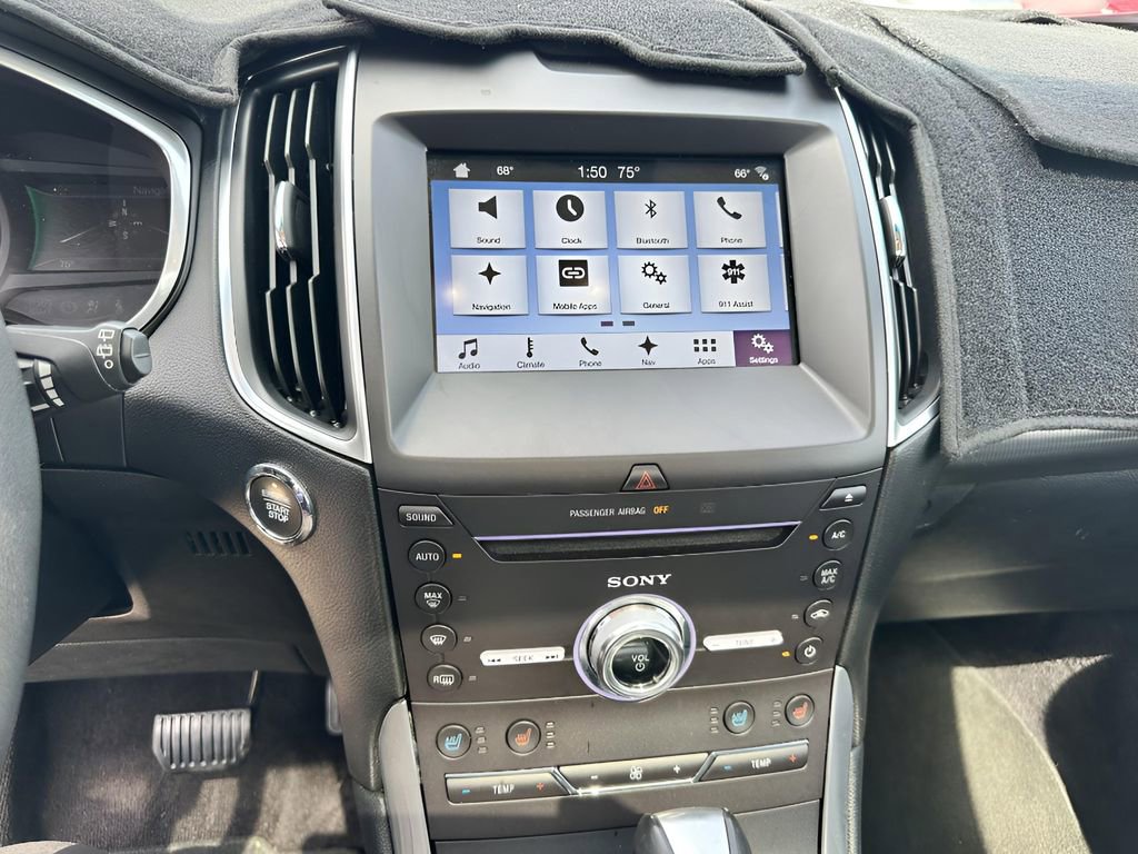 Used 2017 Ford Edge Titanium w/ Equipment Group 301A image 9