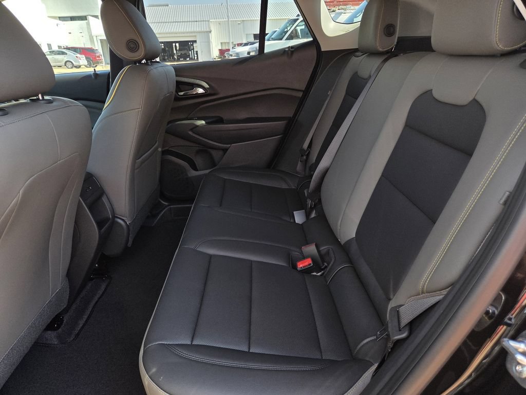 New 2026 Chevrolet Trax ACTIV w/ Driver Confidence Package FWD image 18