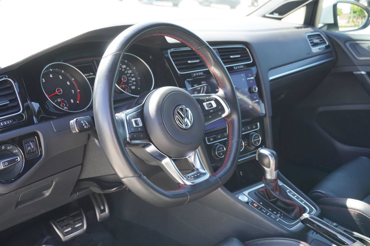 Used 2019 Volkswagen GTI SE FWD image 28