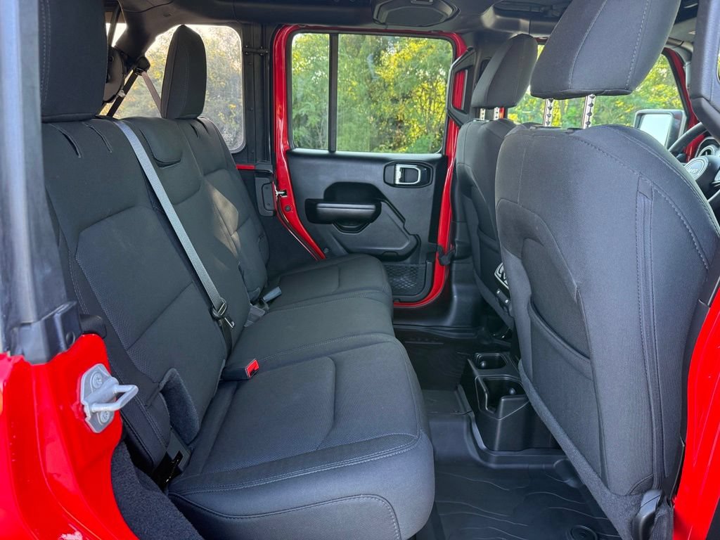 Used 2021 Jeep Wrangler Unlimited Sport AWD/4WD image 18