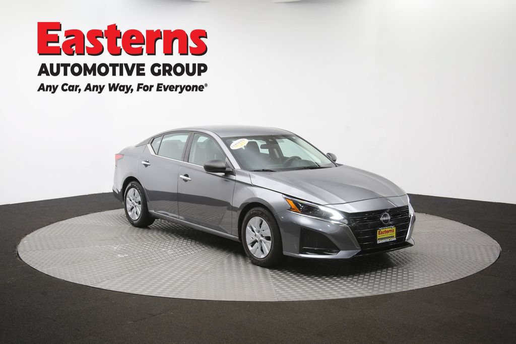 Used 2024 Nissan Altima 2.5 S FWD image 48