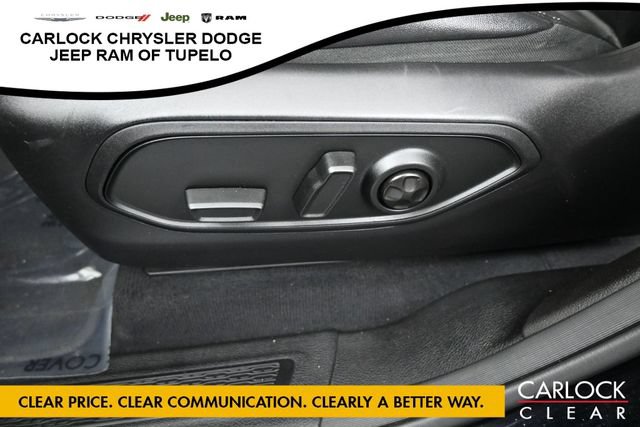 Used 2023 Jeep Grand Cherokee Altitude AWD/4WD image 15