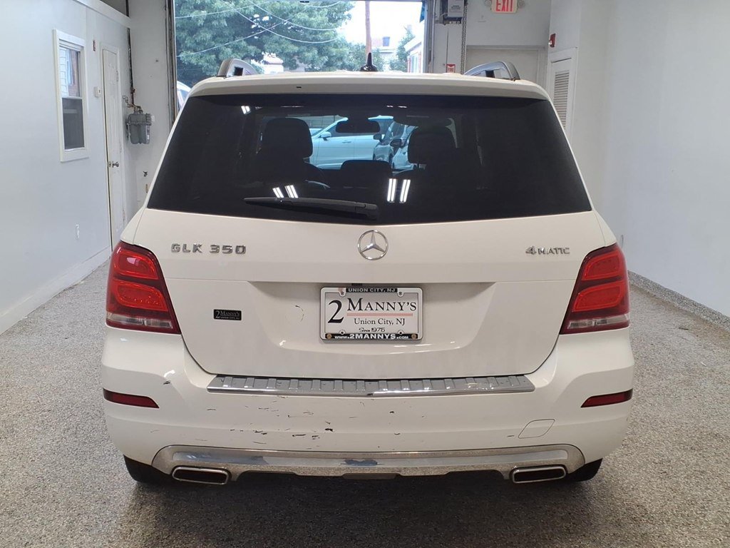 Used 2015 Mercedes-Benz GLK 350 4MATIC image 5