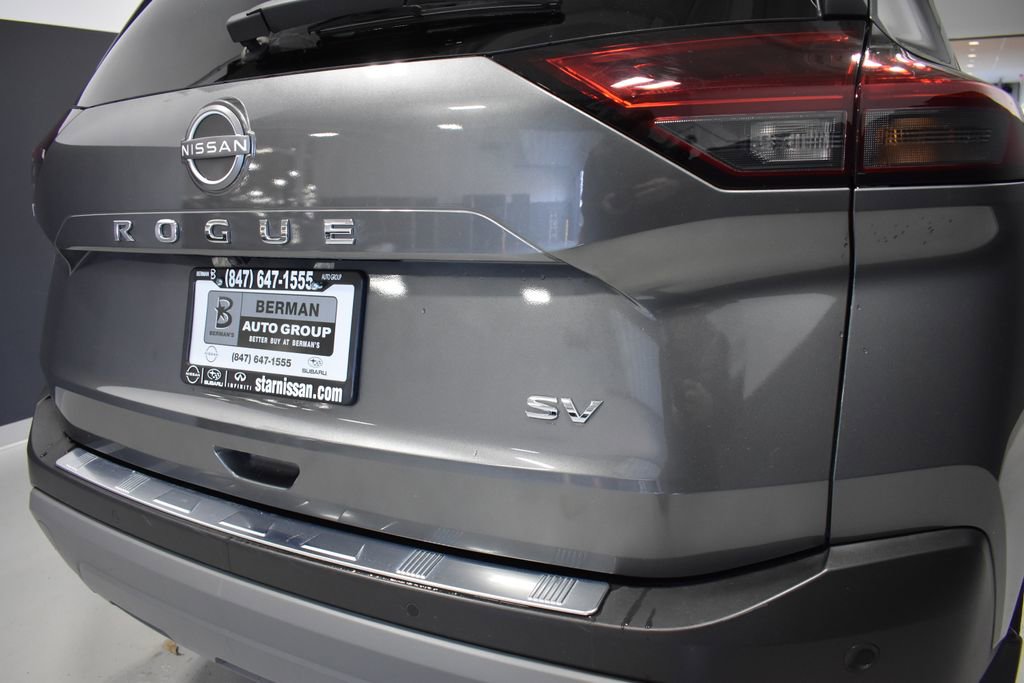 Used 2022 Nissan Rogue SV image 10