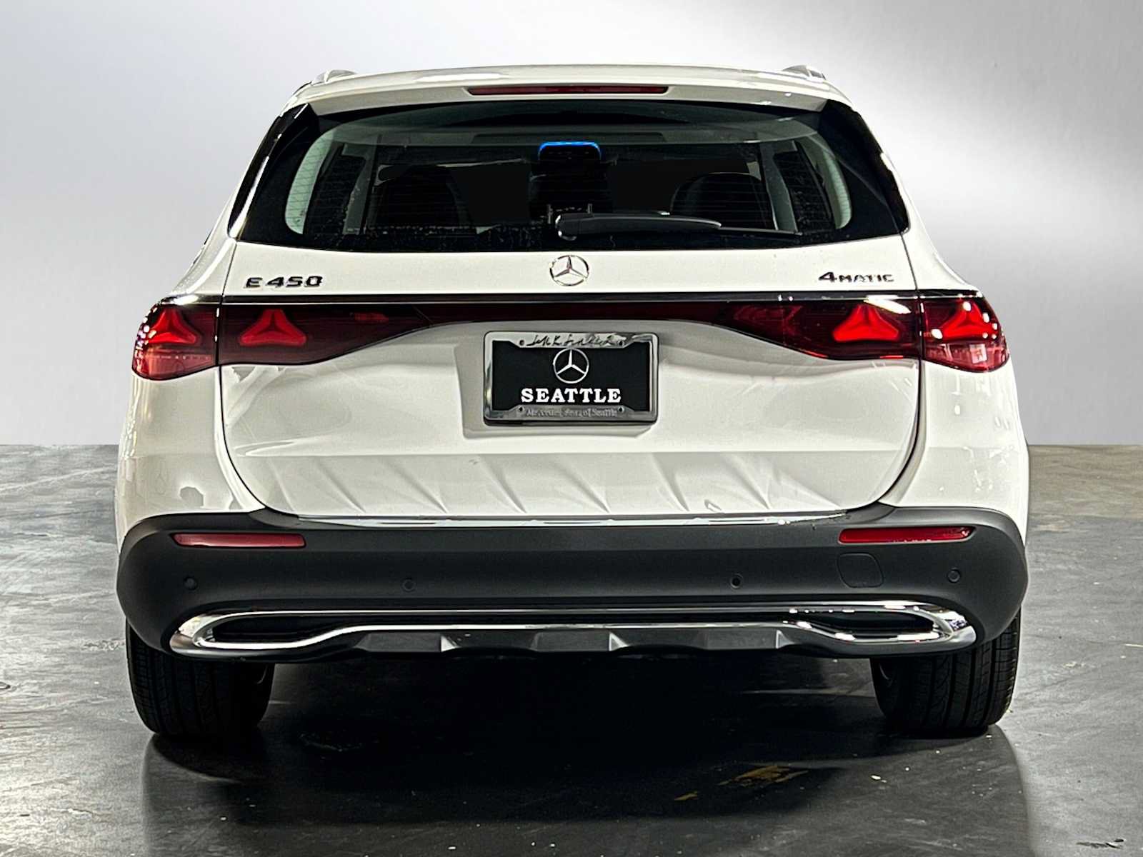 New 2025 Mercedes-Benz E 450 4MATIC All-Terrain Wagon image 4
