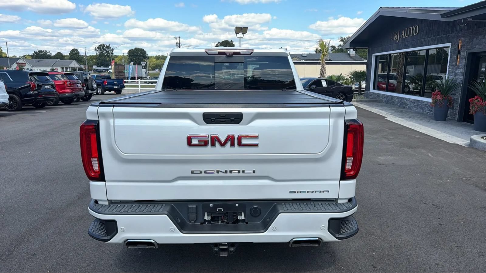 Used 2020 GMC Sierra 1500 Denali w/ Denali Ultimate Package AWD/4WD image 4