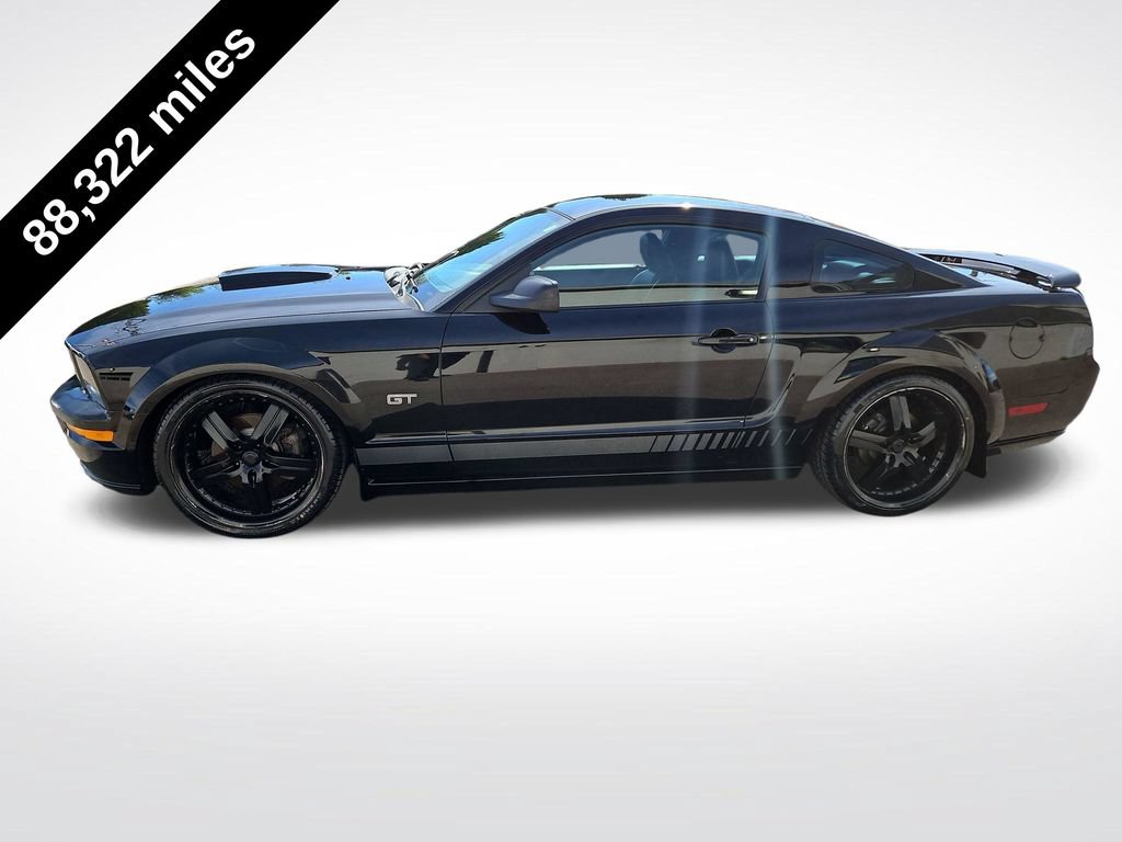 Used 2008 Ford Mustang GT Premium RWD image 3