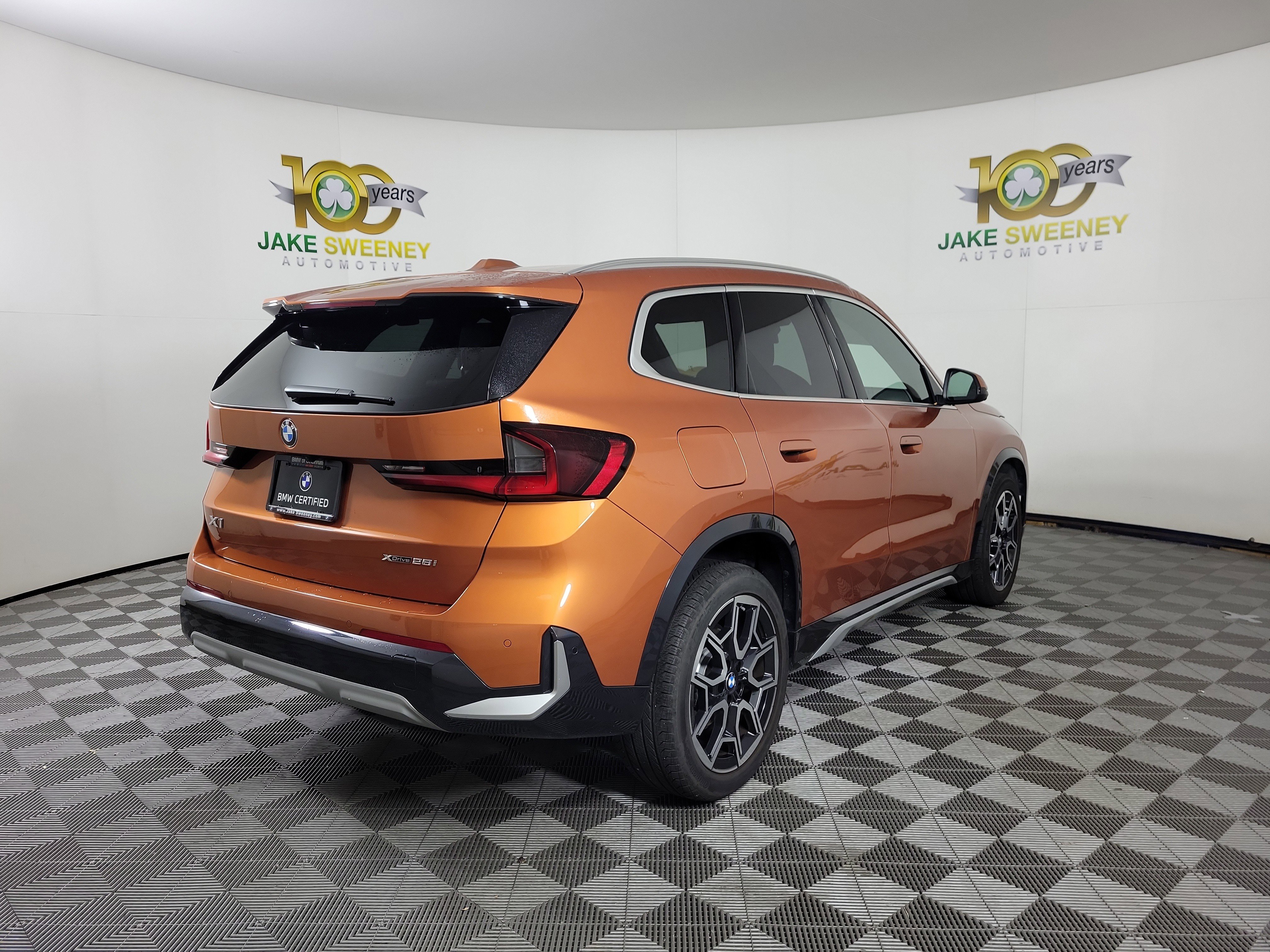 Certified 2025 BMW X1 xDrive28i w/ Technology Package image 7