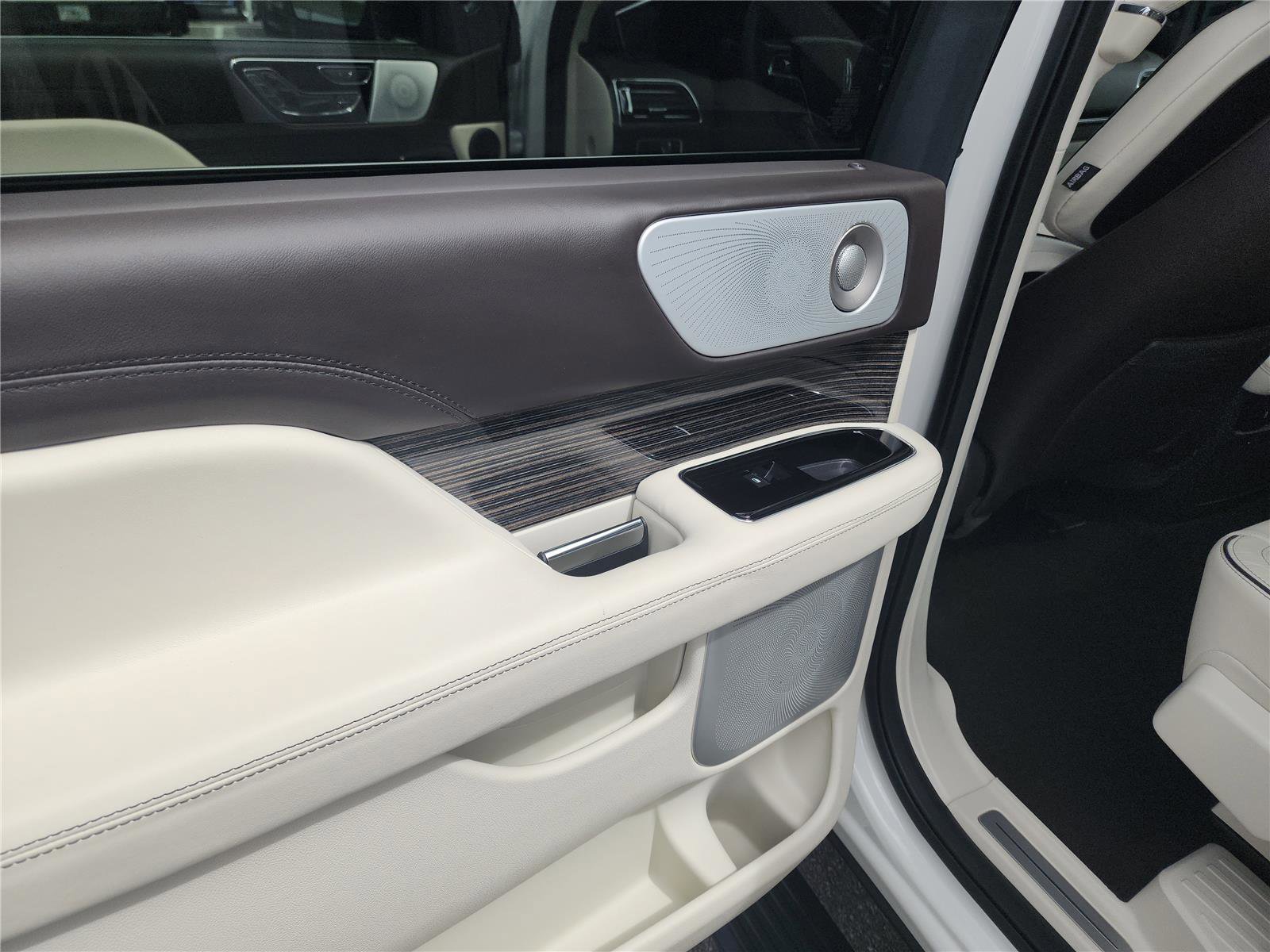 Used 2023 Lincoln Navigator Black Label image 21