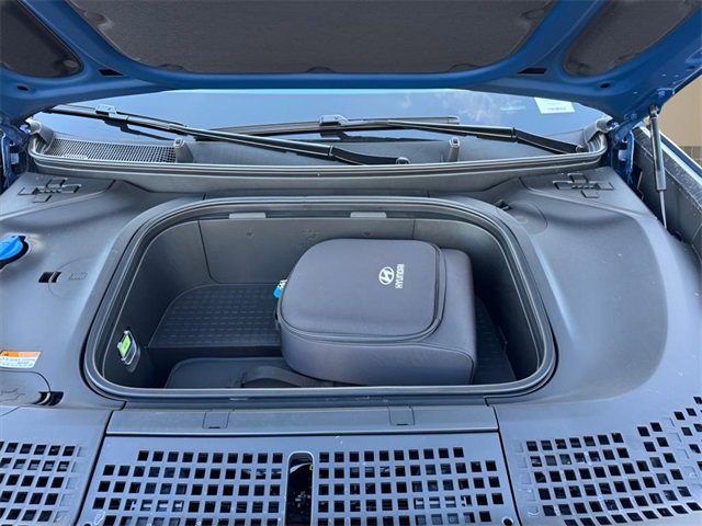 New 2026 Hyundai Ioniq 9 Limited image 9