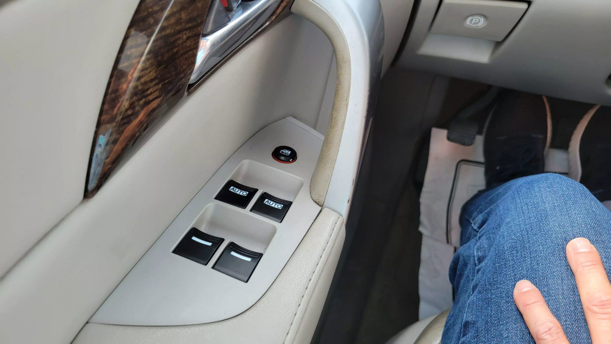 Used 2012 Acura MDX w/ Technology Package image 16