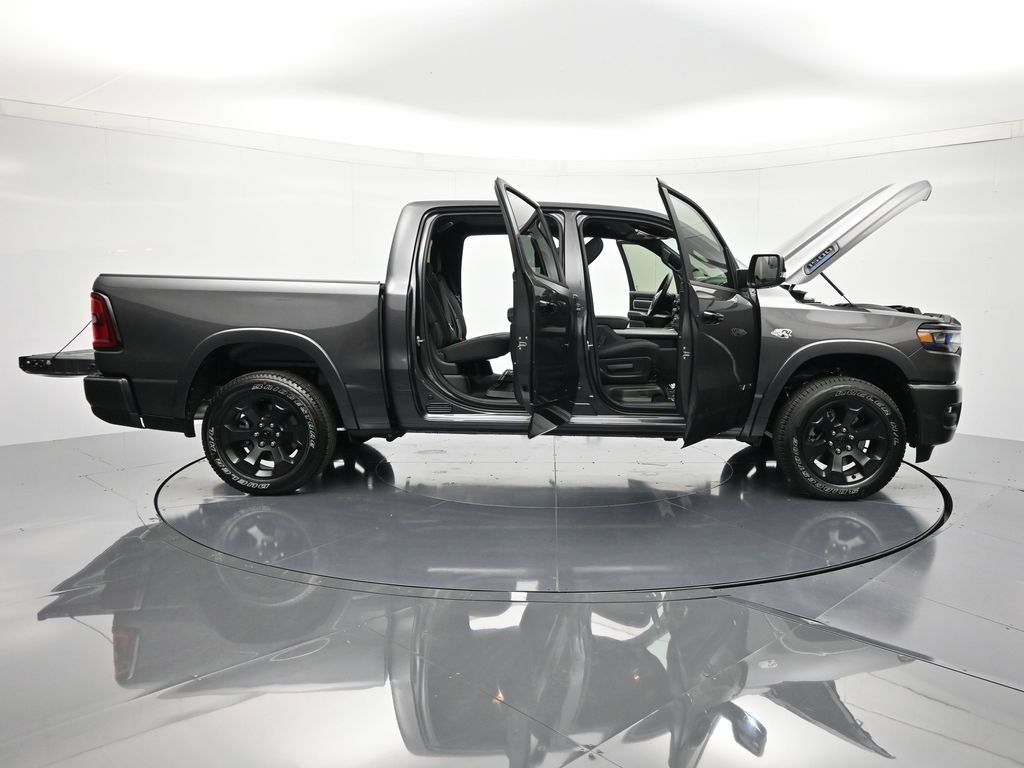 New 2026 RAM 1500 4x4 Crew Cab image 47