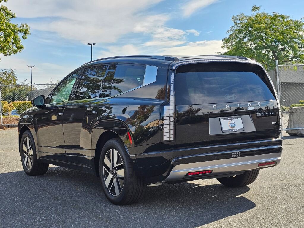 New 2026 Hyundai Ioniq 9 SEL image 5
