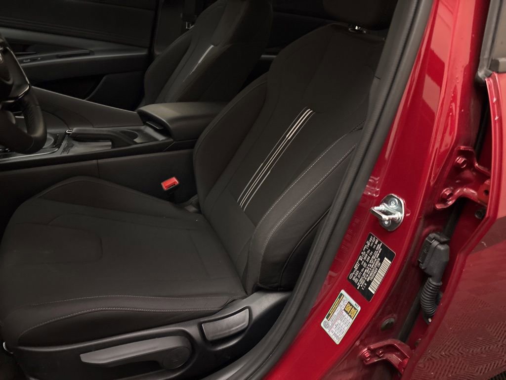 Certified 2026 Hyundai Elantra Sport FWD image 12