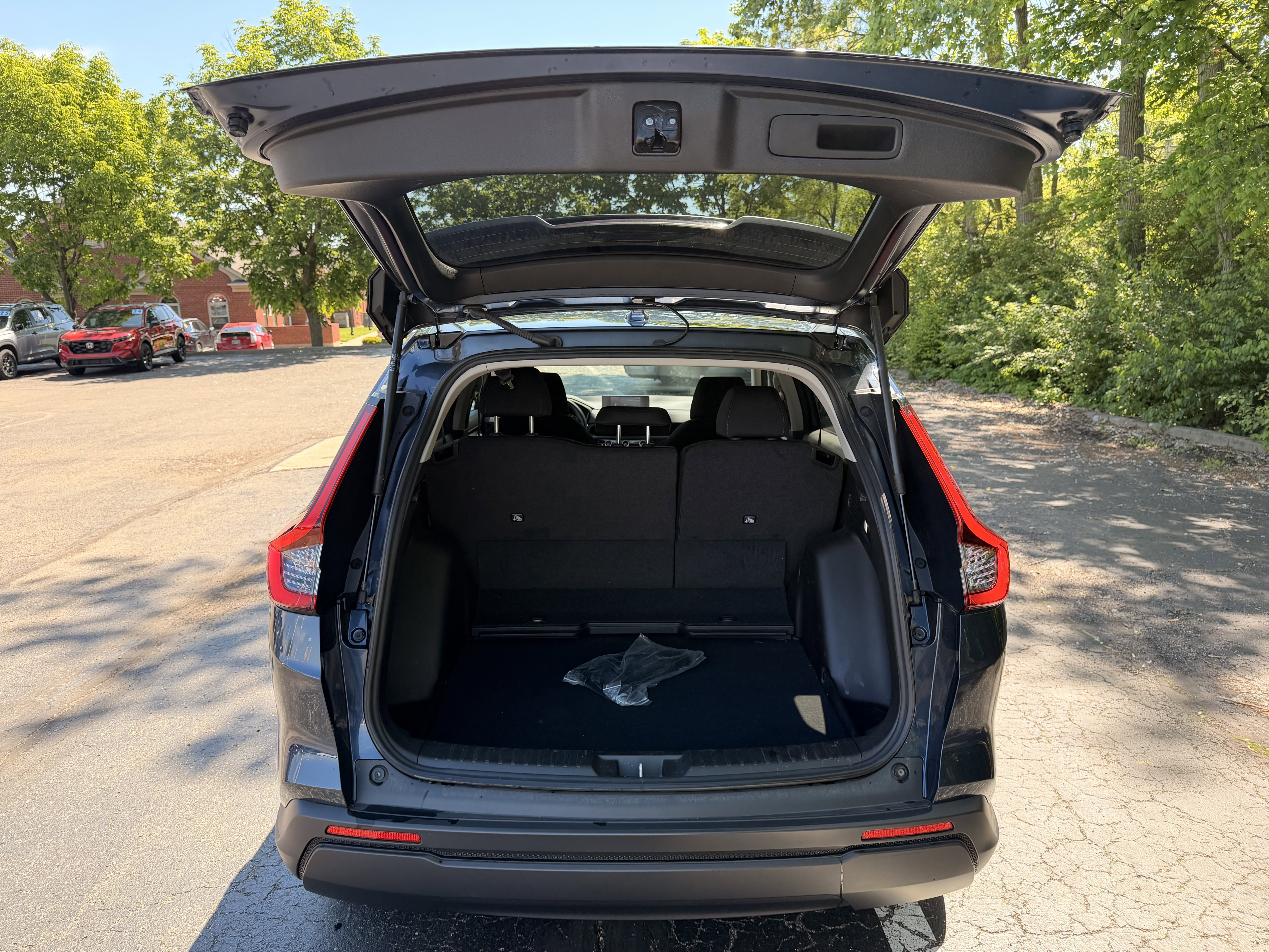 Used 2023 Honda CR-V EX image 13