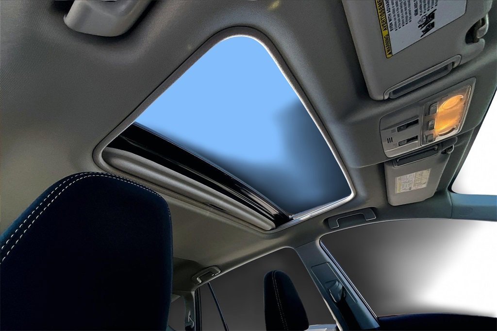 Used 2015 Toyota RAV4 XLE image 17