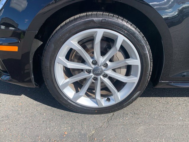 Used 2019 Audi A4 2.0T Premium Plus w/ Premium Plus Package AWD/4WD image 9