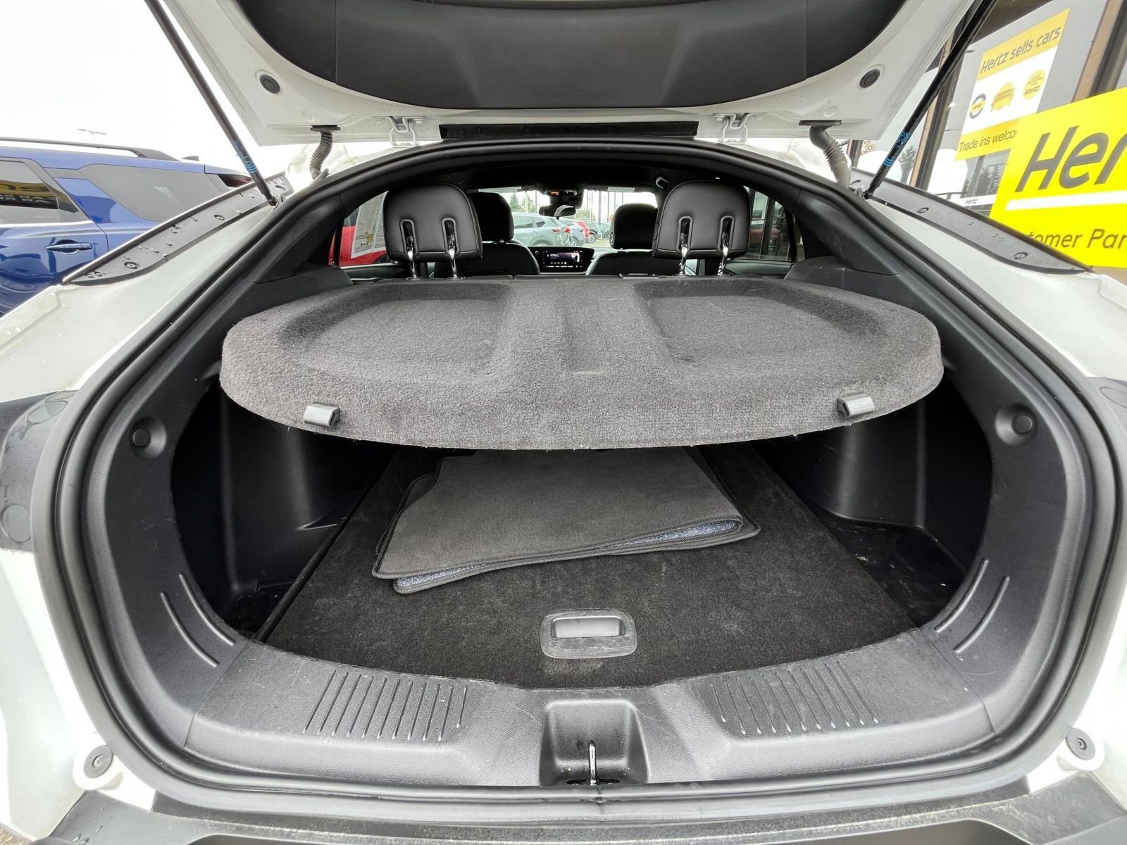 Used 2025 Buick Envista Preferred image 32