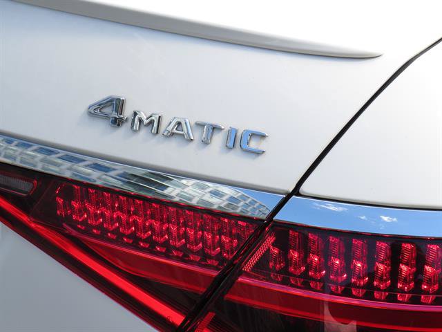 Certified 2022 Mercedes-Benz S 500 4MATIC w/ AMG Line Package image 31