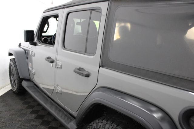 Used 2018 Jeep Wrangler Unlimited Sport S AWD/4WD image 11