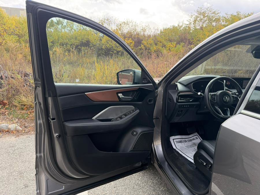 Used 2022 Acura MDX SH-AWD w/ Technology Package image 16